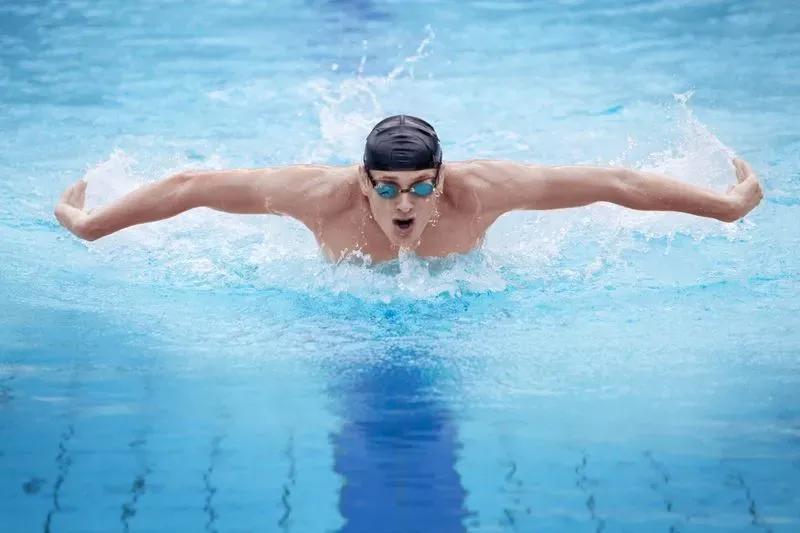 Плавать не опуская лицо в воду. Андрей Eрмин — Плавание для любителей и профессионалов